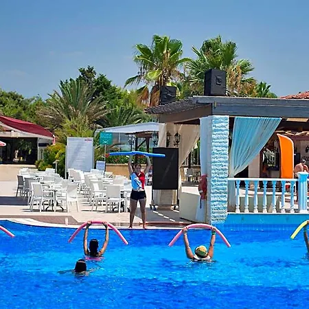 Club Nena 5*